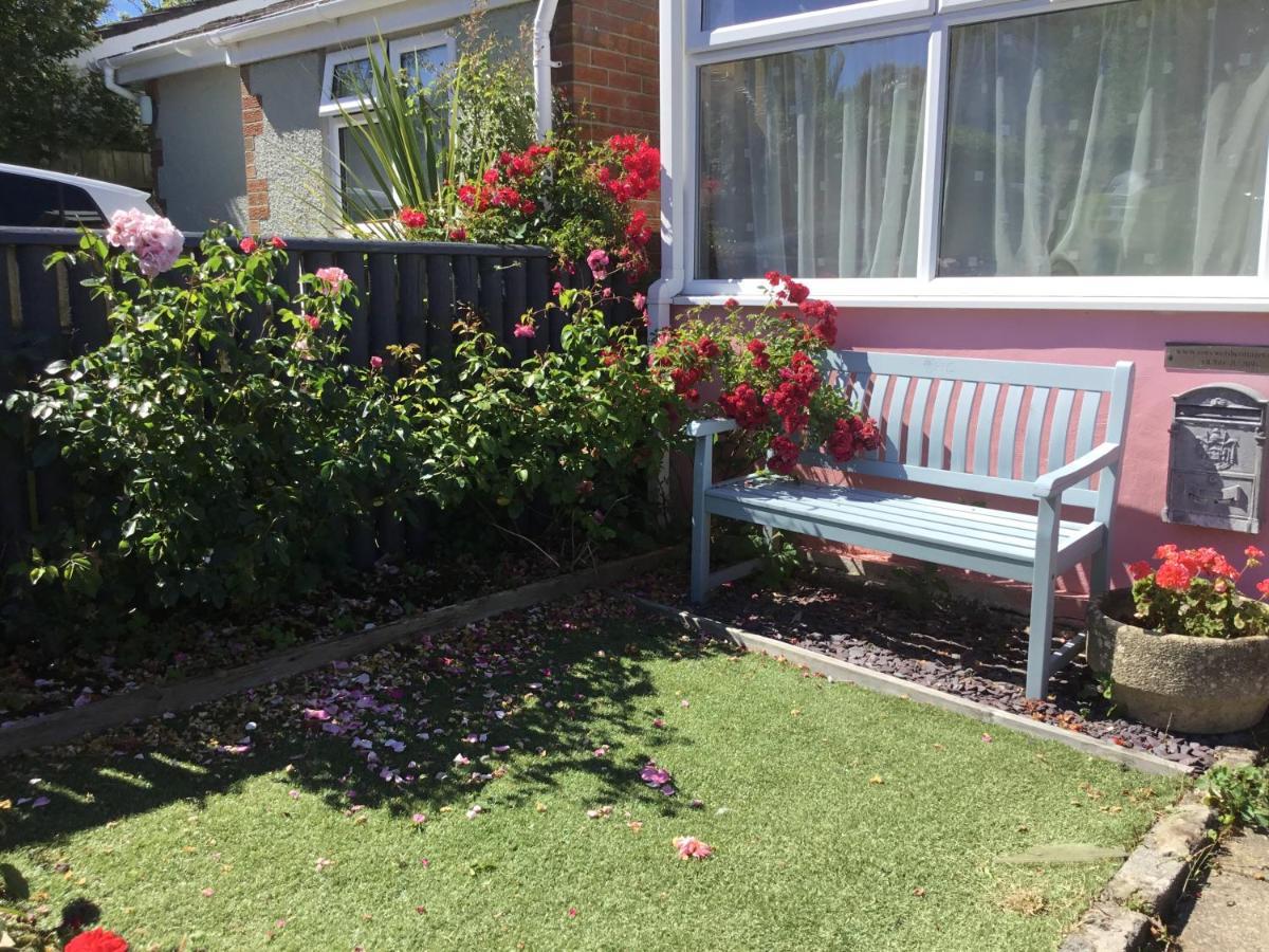 Gower Bungalow Mumbles Bagian luar foto